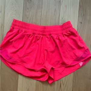 Lululemon Hotty Hot Low-rise shorts size 10